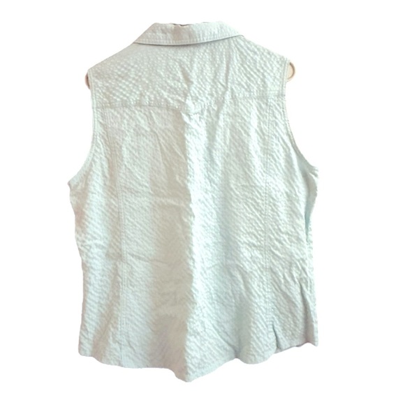 Quest Green Collar Button Down Top Size XL - Picture 2 of 3